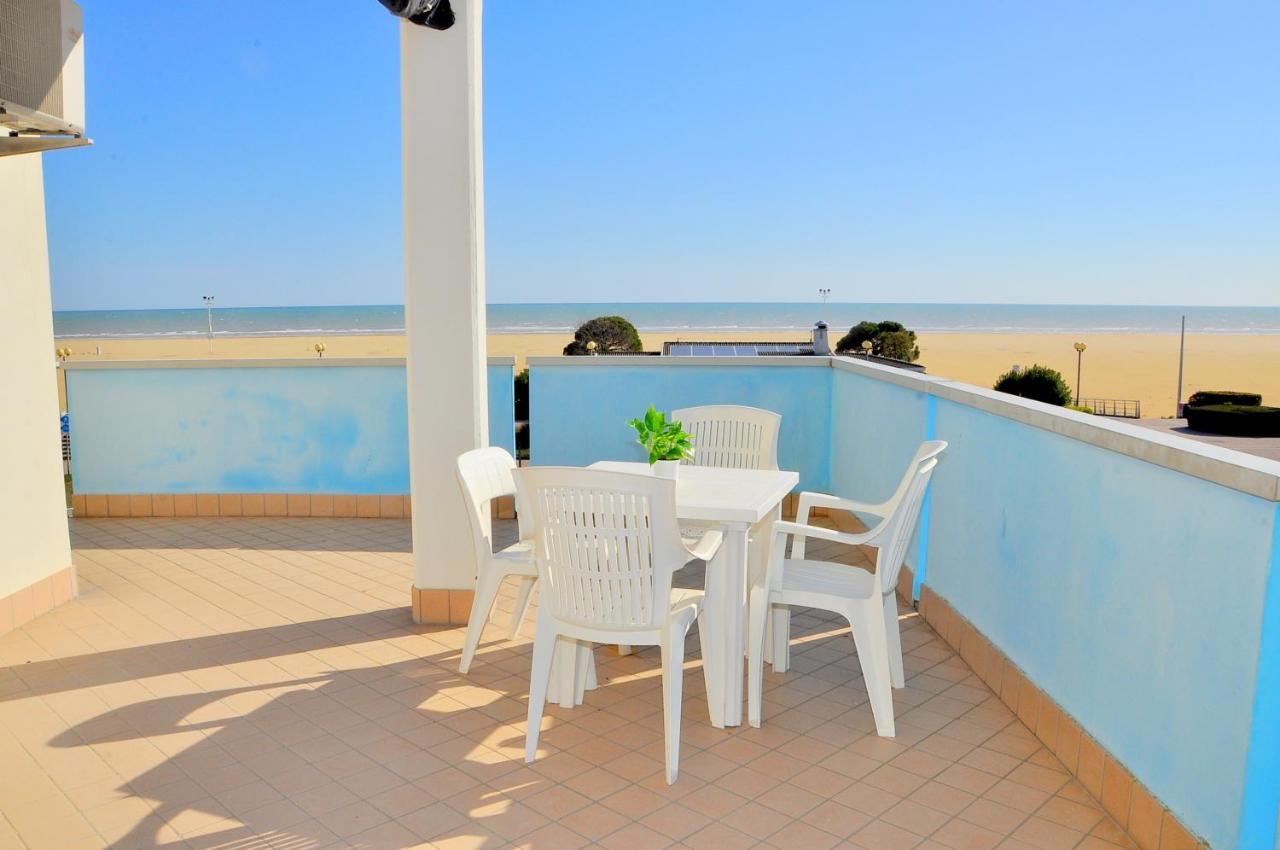 Residence Itaca Bibione Kültér fotó